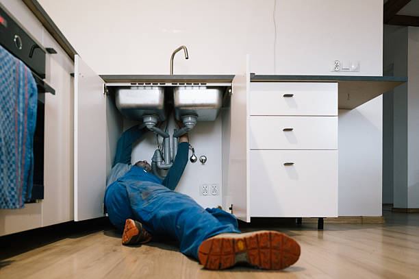 Professional Leak Detection technician working in Boiling Springs, NC